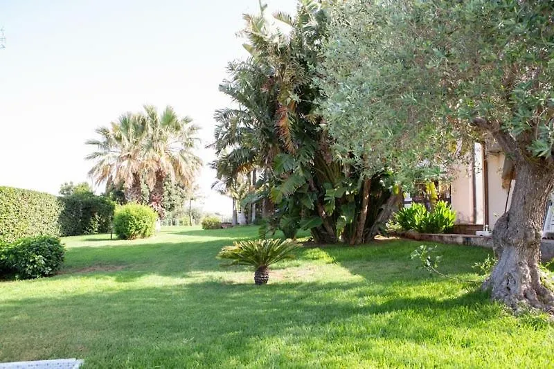 Il Dunne Bed & Breakfast Vittoria 3*,  Italy